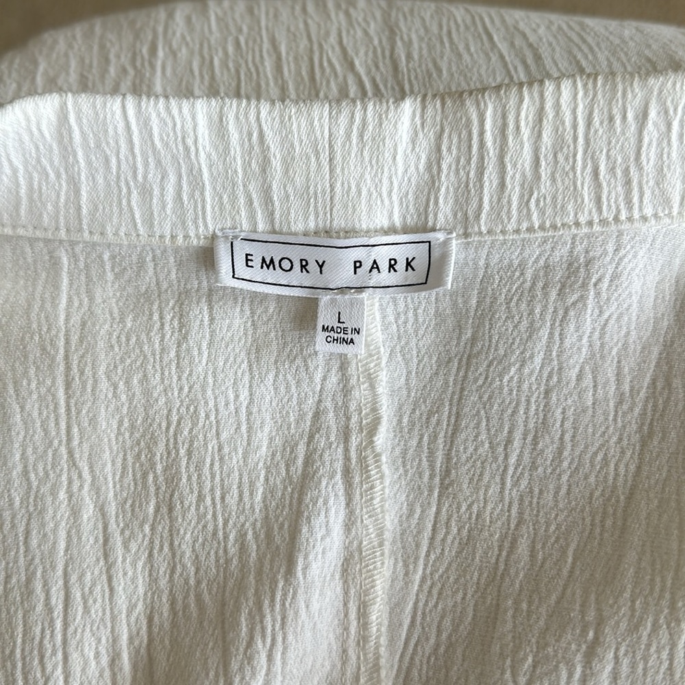 Emory Park White Long Sleeve Dress - Picture 5 of 8